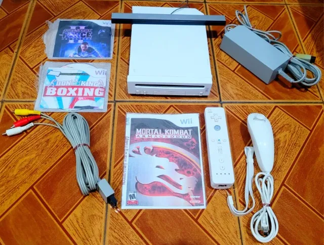 Nintendo Wii Destravado C/ Hd 222 Jogos (wii) + Emuladores