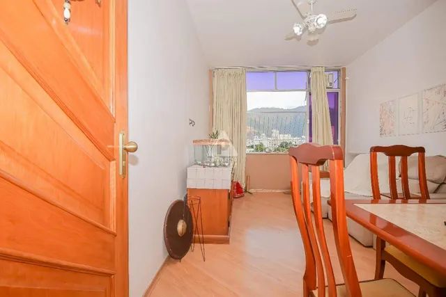 Apartamento com 2 quartos e vista livre em Vila Isabel.