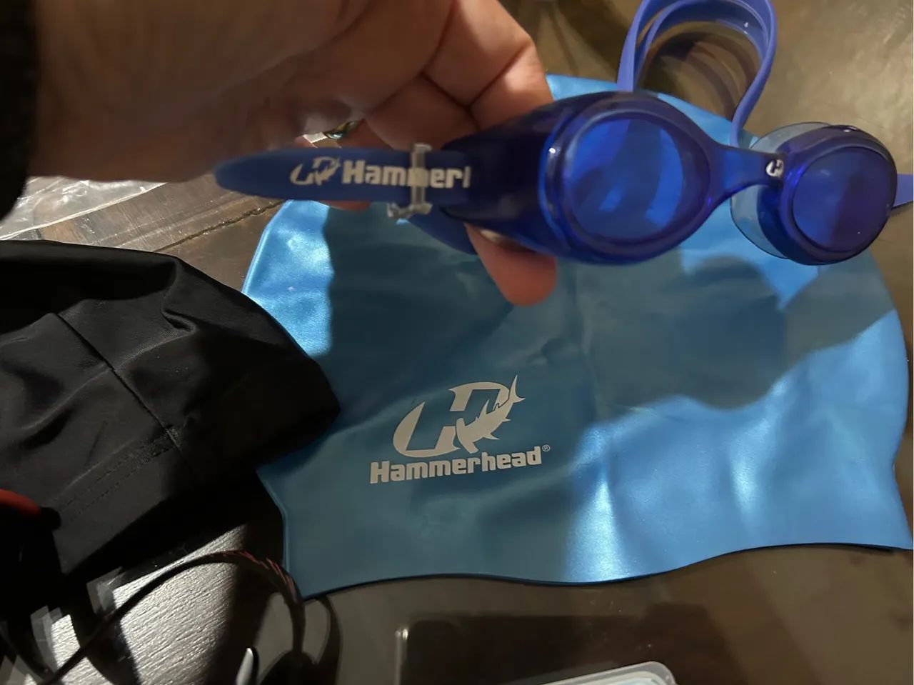 Kit de Natação - Óculos, Toucas e Protetores de Ouvido - Foto 5