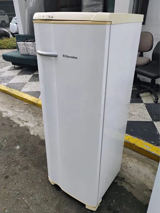 Geladeira Eletrolux PROMOÇÃO  - Foto 4