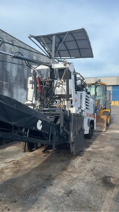 Vende se Fresadora de asfalto wirtgen W 1000 ano 2006  - Foto 2