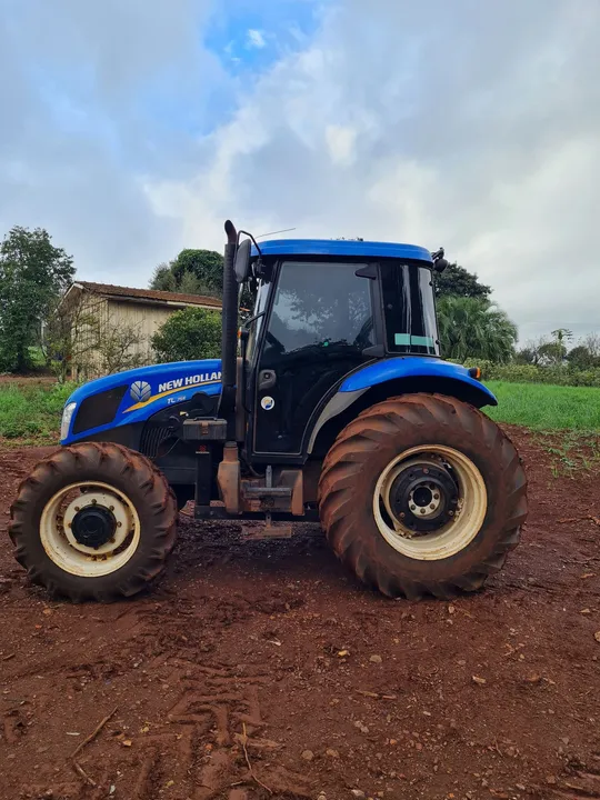 Trator TL75e