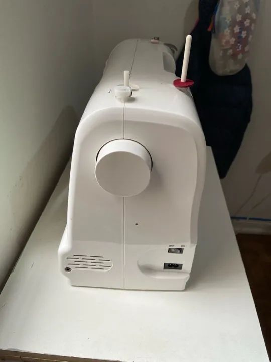 Máquina de Costura Singer Starlet  - Foto 3