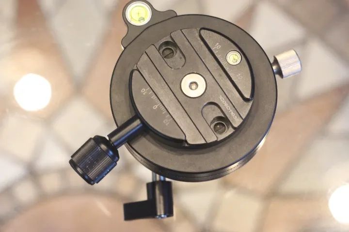 SUNWAYFOTO Plataforma de nivelamento DYH 90 - Foto 3