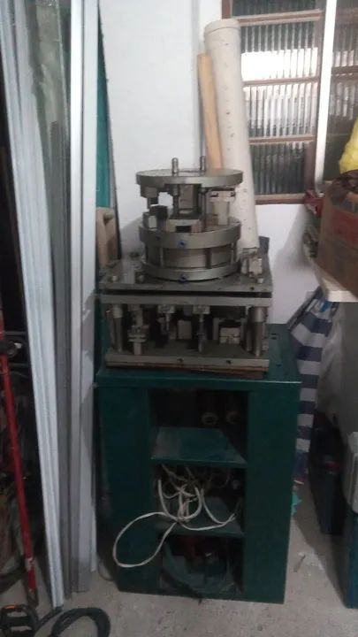 Estampo suprema pneumática usado no estado  - Foto 5