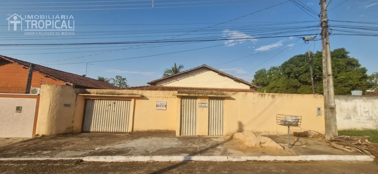 Vende-se casa bem localizada no setor Aeroporto em Porto Nacional-To.