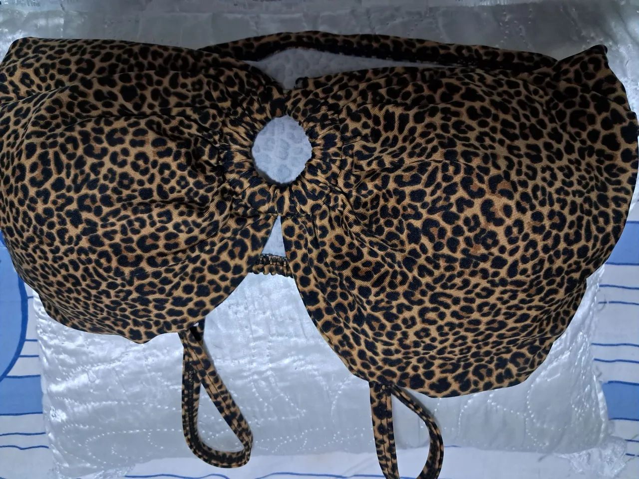 Top de Biquíni Leopardo - Foto 2