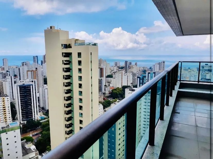 Apartamentos de luxo 4 quartos na Graça- andar alto , nascente vista mar!  Salvador- Bahia