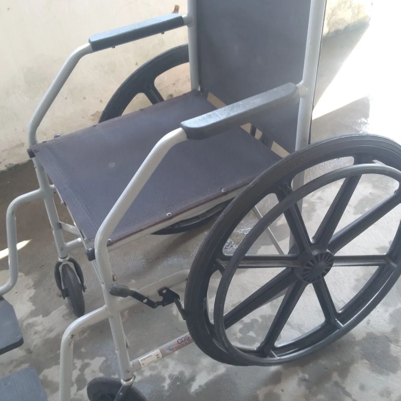 Cadeira de rodas - Foto 2