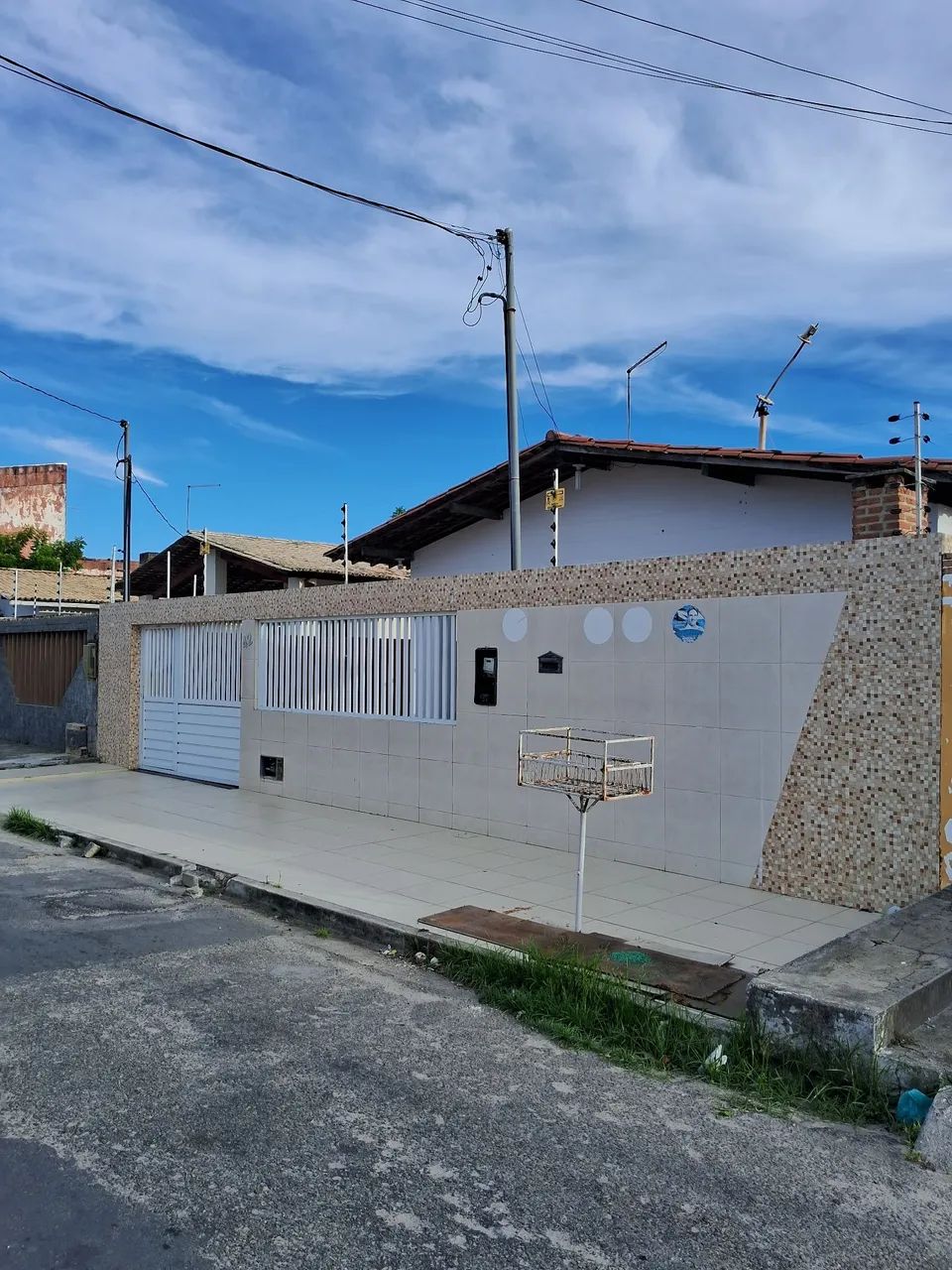 Aluga-se casa para finais de semana e feriados. 400,00 Diária. 