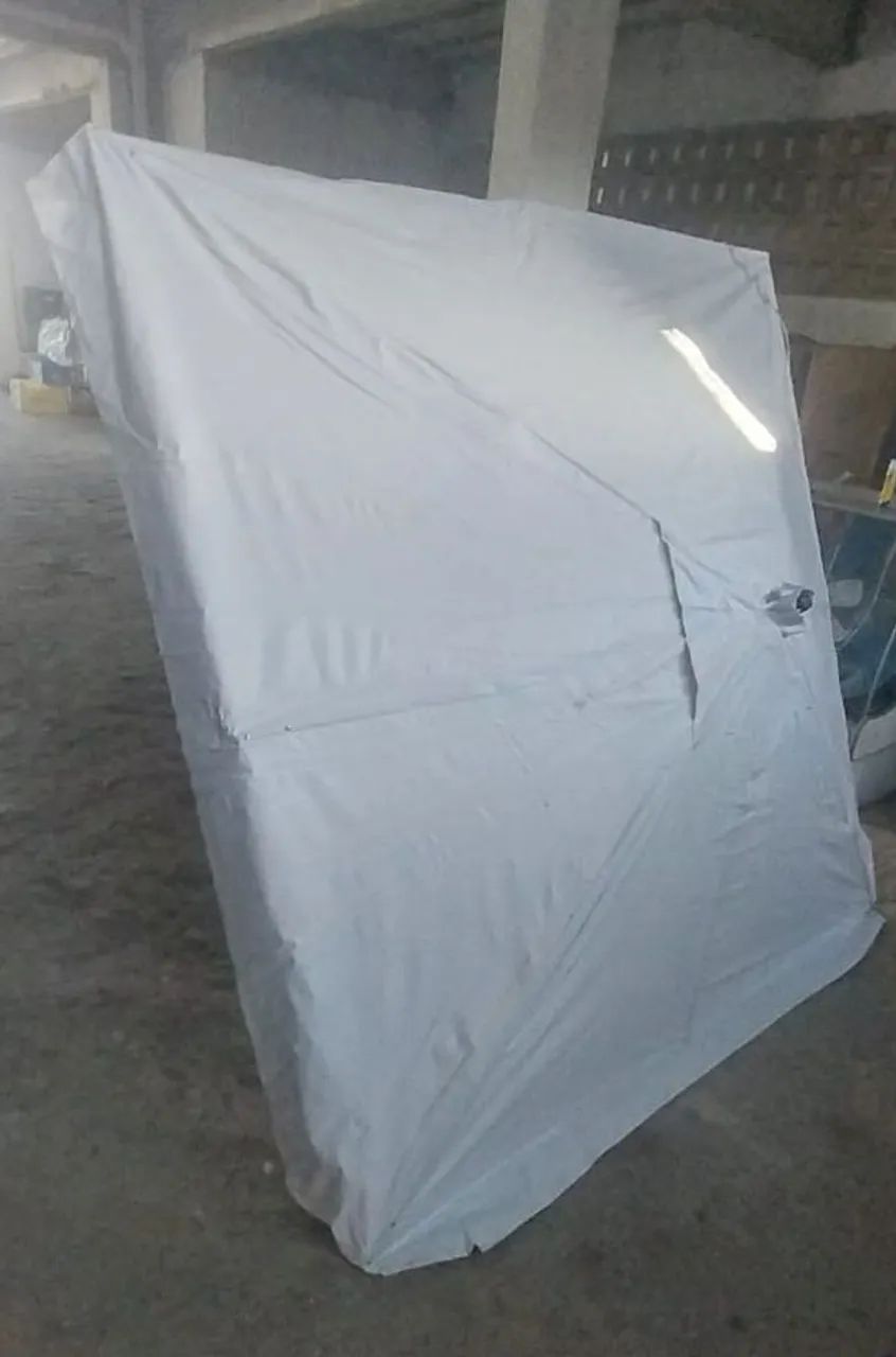 Sombreiros de 2.40mt novos sem uso