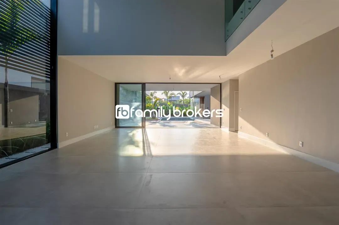 CONDOMÍNIO ALPHAVILLE: CASA TRÍPLEX DE 5 SUÍTES E 852m² À VENDA NA BARRA DA TIJUCA - Foto 4
