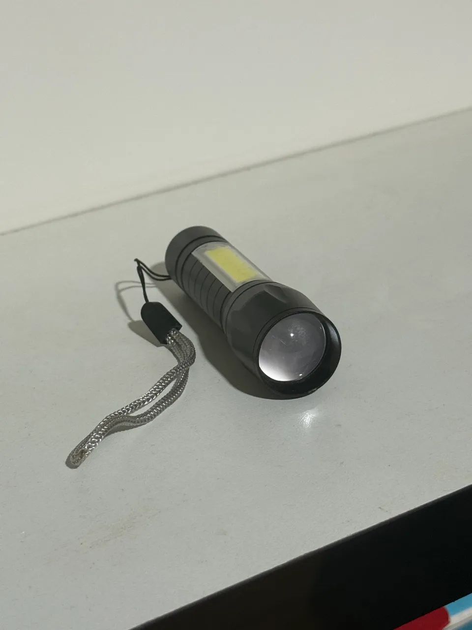 Lanterna Led - Foto 2