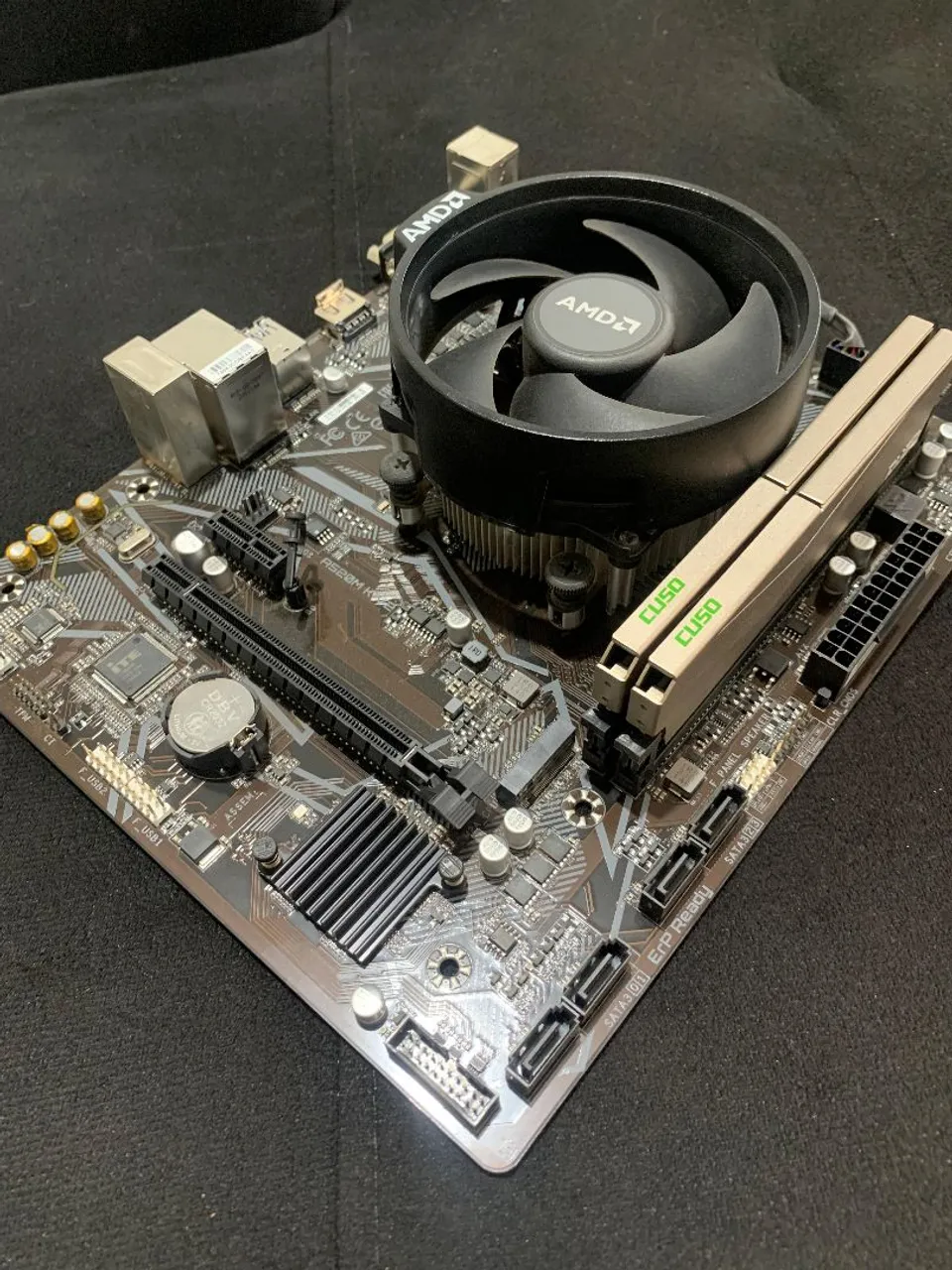 Kit Ryzen 5 2600 / 16 ram 