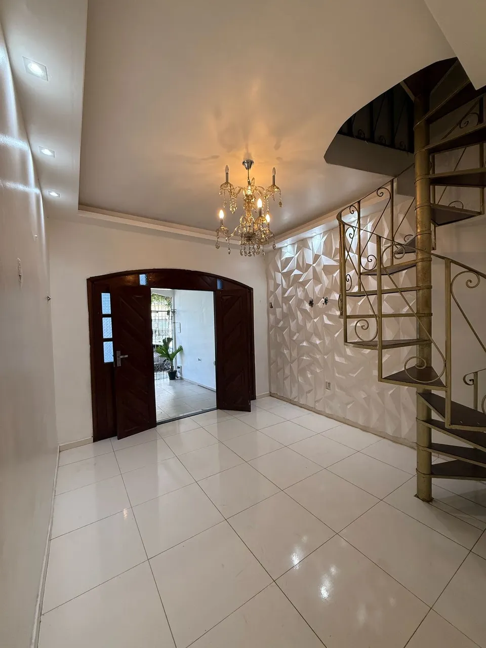 *Oportunidade* casa com 3/4 + vaga de garagem