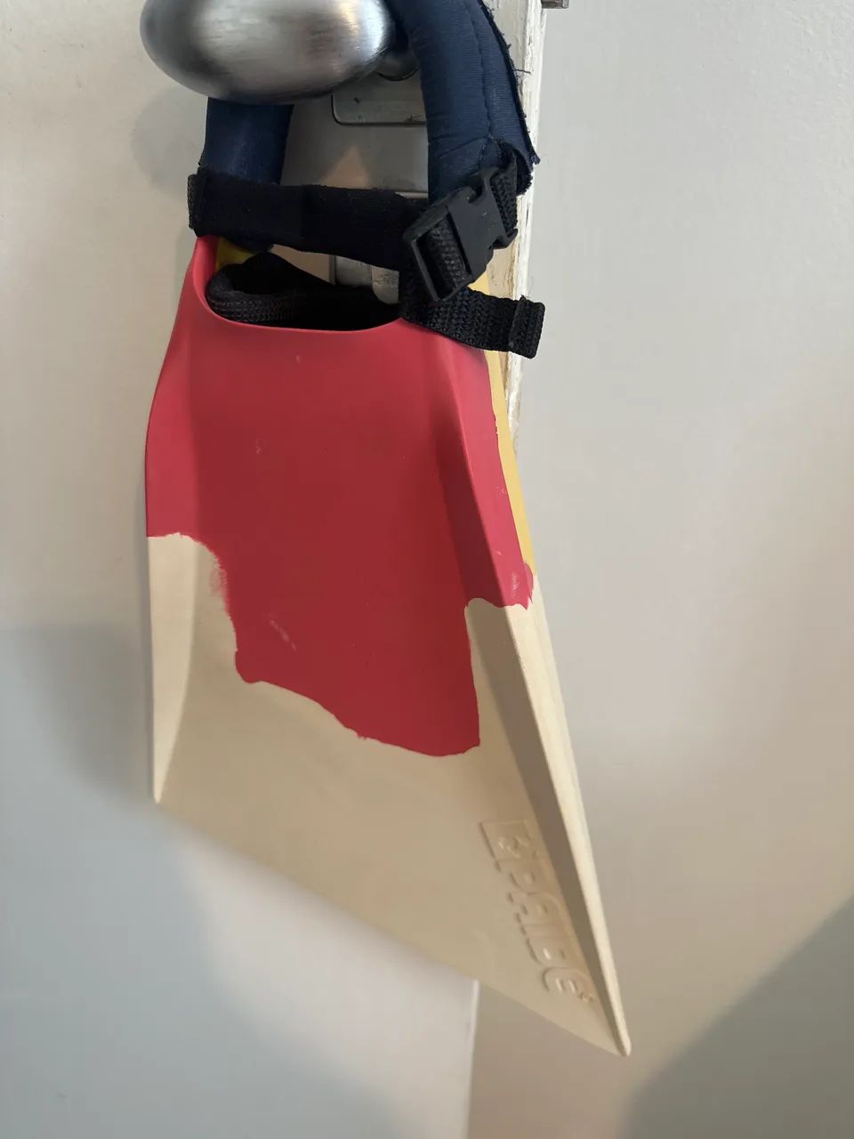 Vendo pé de pato para bodyboard tamanho Small Pride  - Foto 3