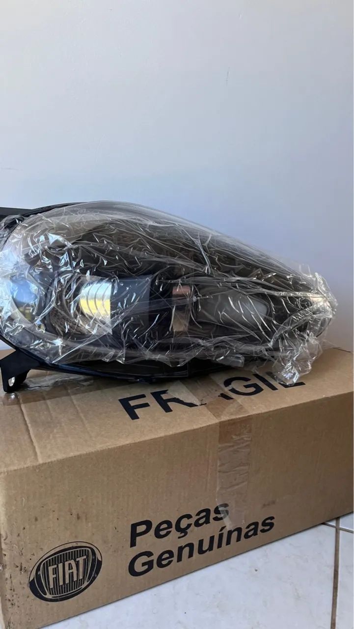 Par Farol Dianteiro Fiat Punto 2013-2015 - Foto 2