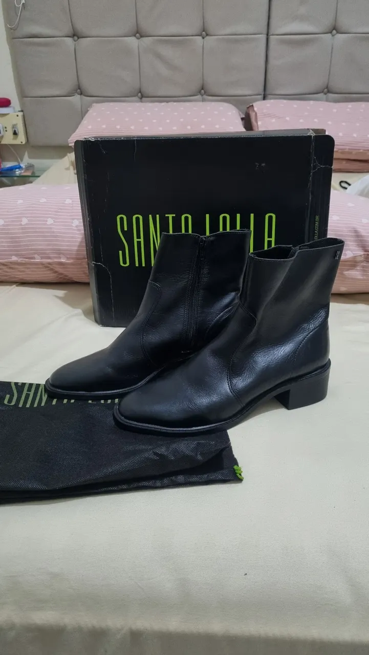 Bota Santa Lolla Preta