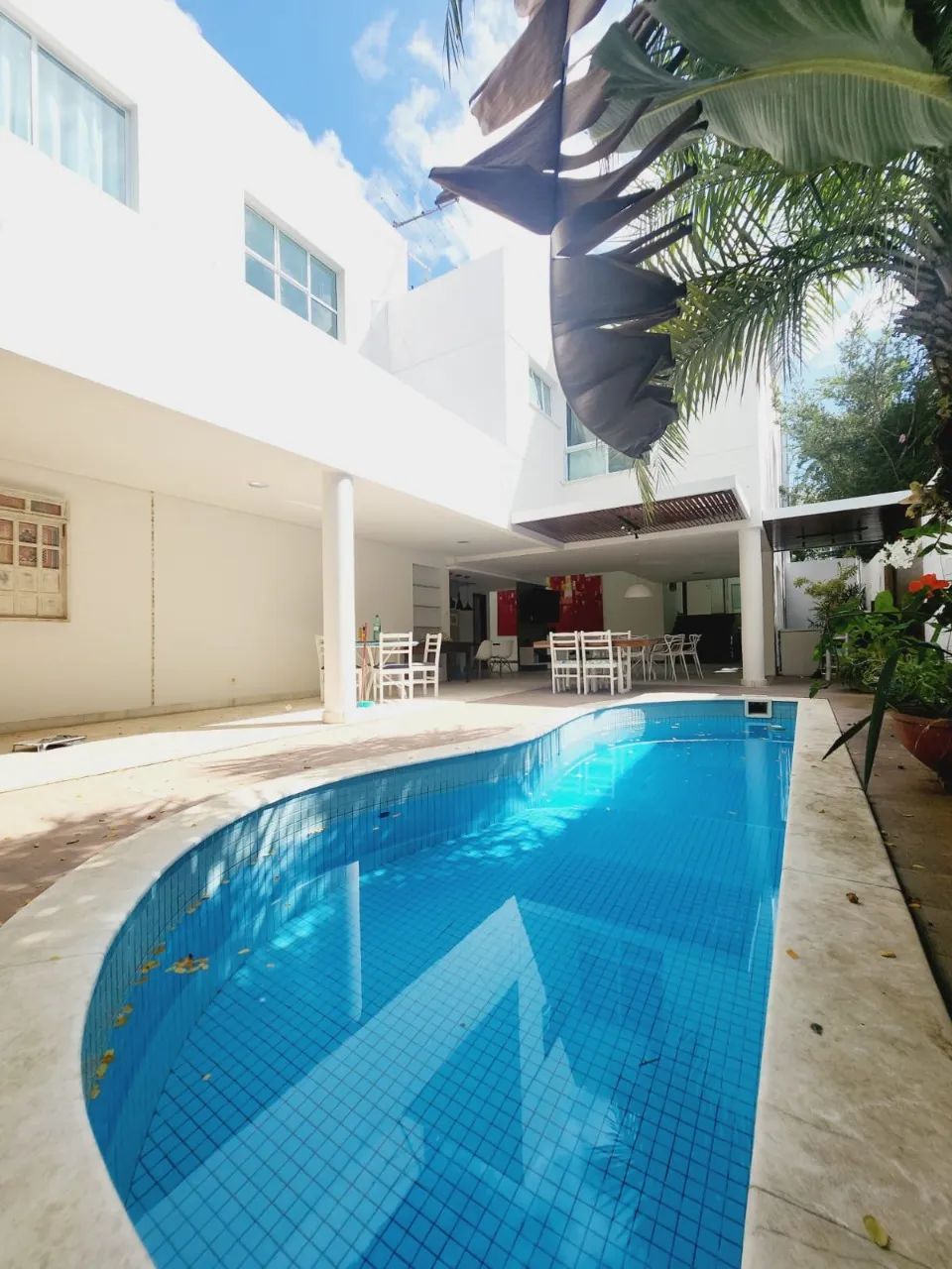 Casa a venda em alphaville 1 com 5 quartos e piscina