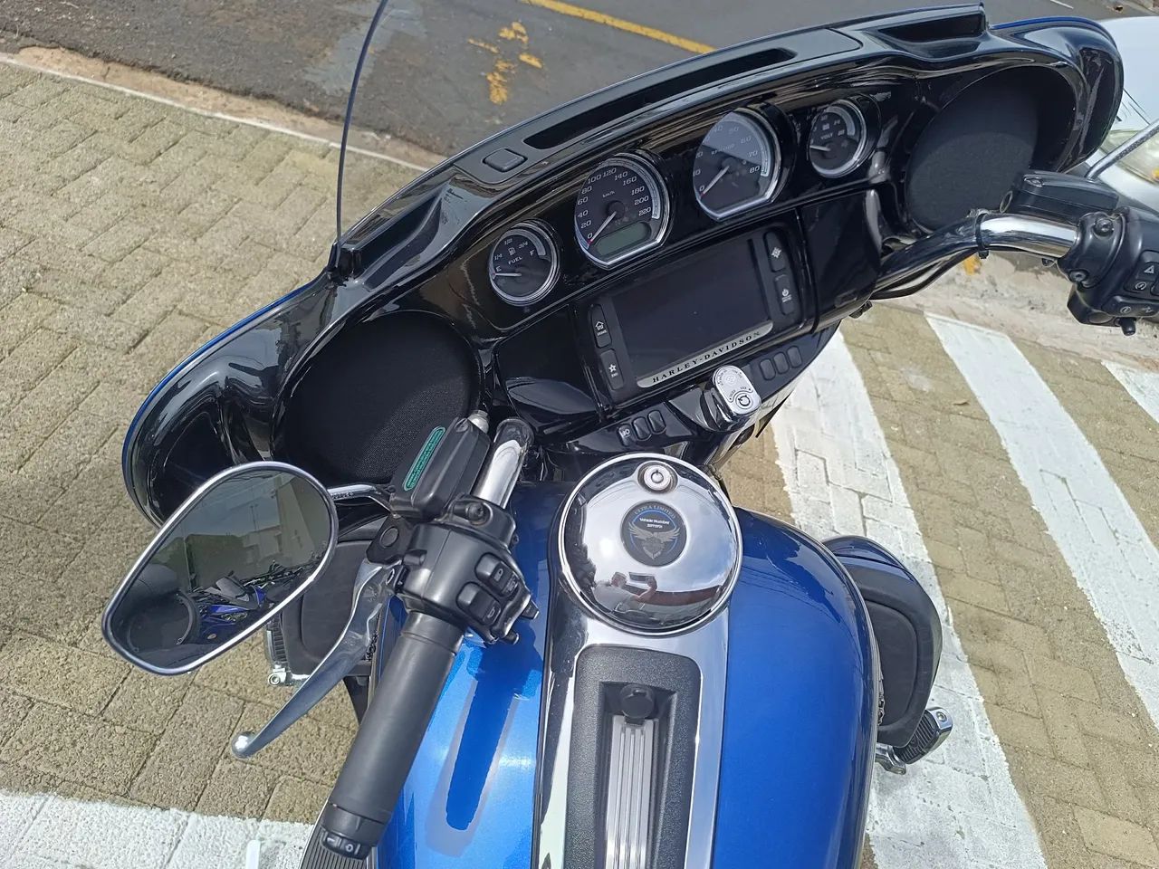 Harley Davidson ultra 2018 único dono toda original - Foto 2