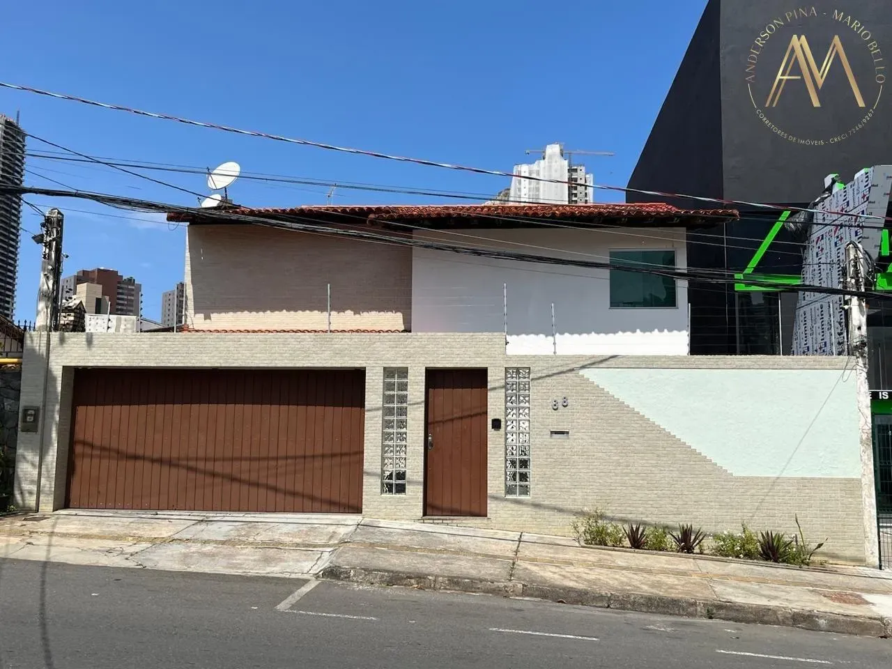 Casa para Locação em Salvador, Caminho das Árvores, 4 dormitórios, 2 suítes, 3 banheiros,