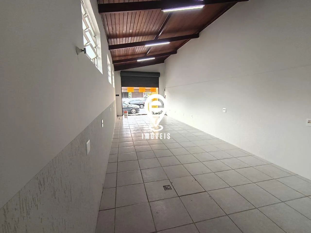 SALÃO COMERCIAL PARA LOCAÇÃO NA SAÚDE ! - Foto 2