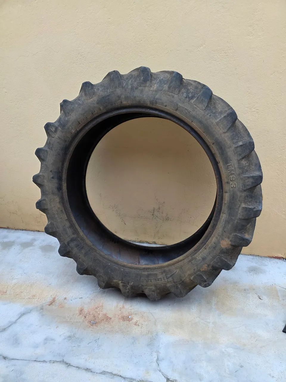 Pneu trator                                                                         - Foto 4