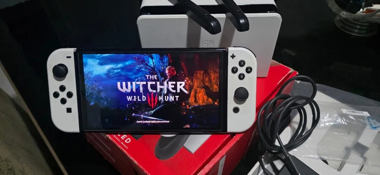 Vende-se Nintendo Switch Oled Branco 64gb Desbloqueado 