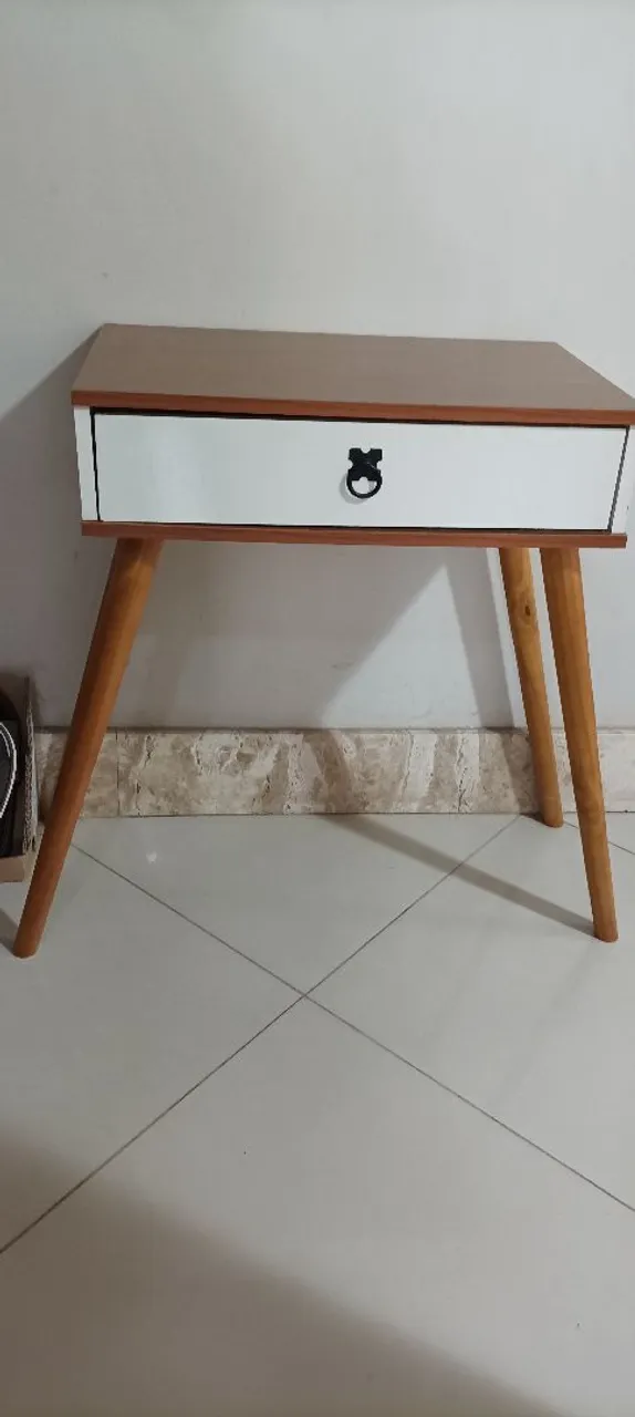 Mesa multiuso seminova