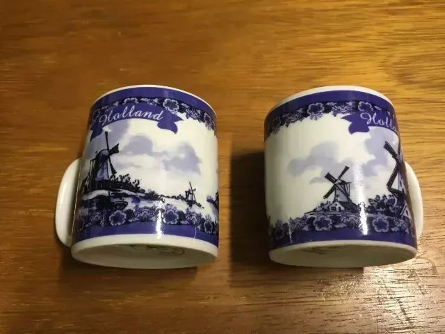 Par De Canecas Médias De Porcelana Da Holanda - Foto 4
