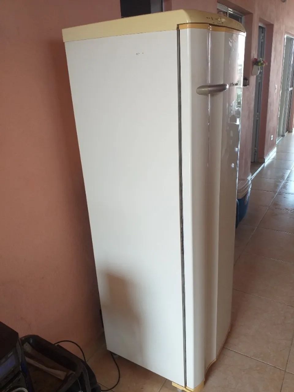 Vendo geladeira Electrolux barato.  - Foto 6