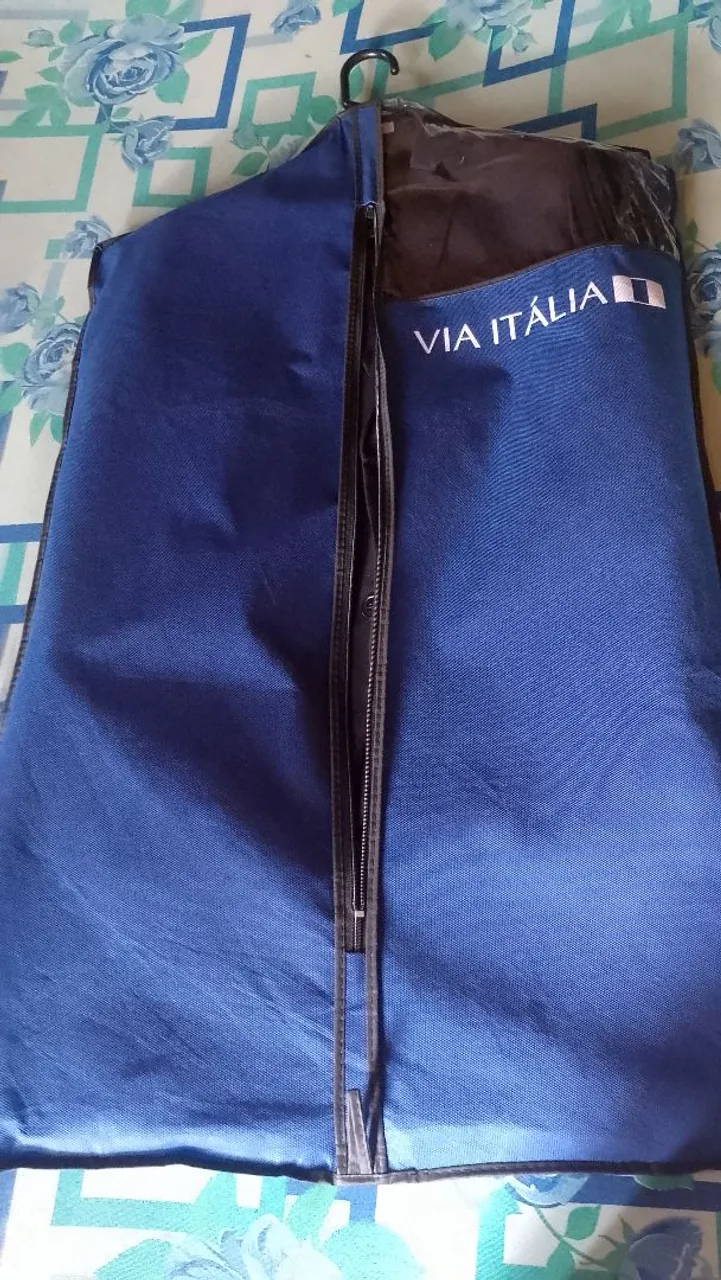 Vendo esse terno completo