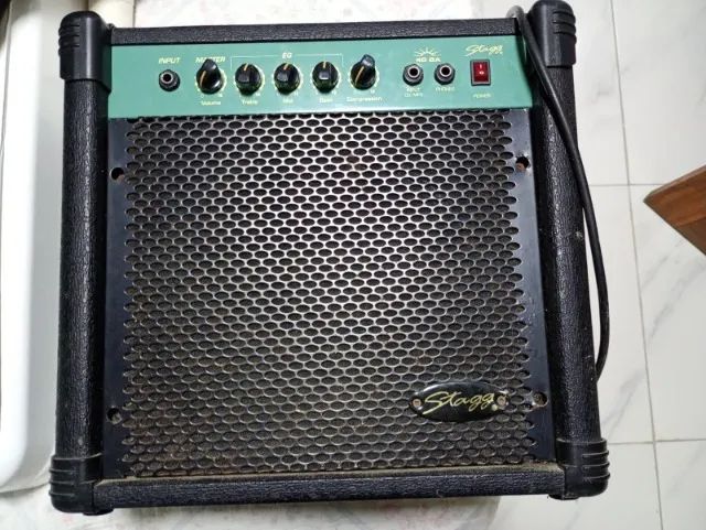 Amplificador para baixo, 40 watts, falante de 10", compressor