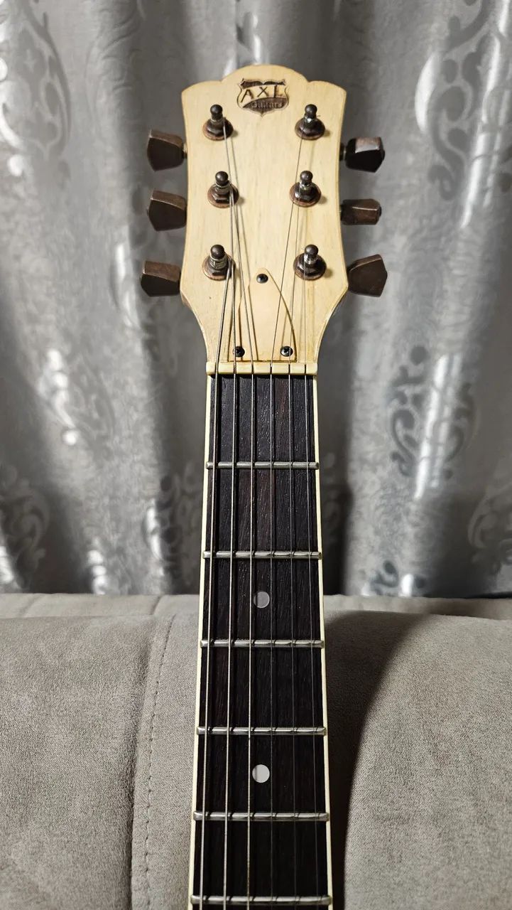 Guitarra semi acustica AXL captação EMG  - Foto 5