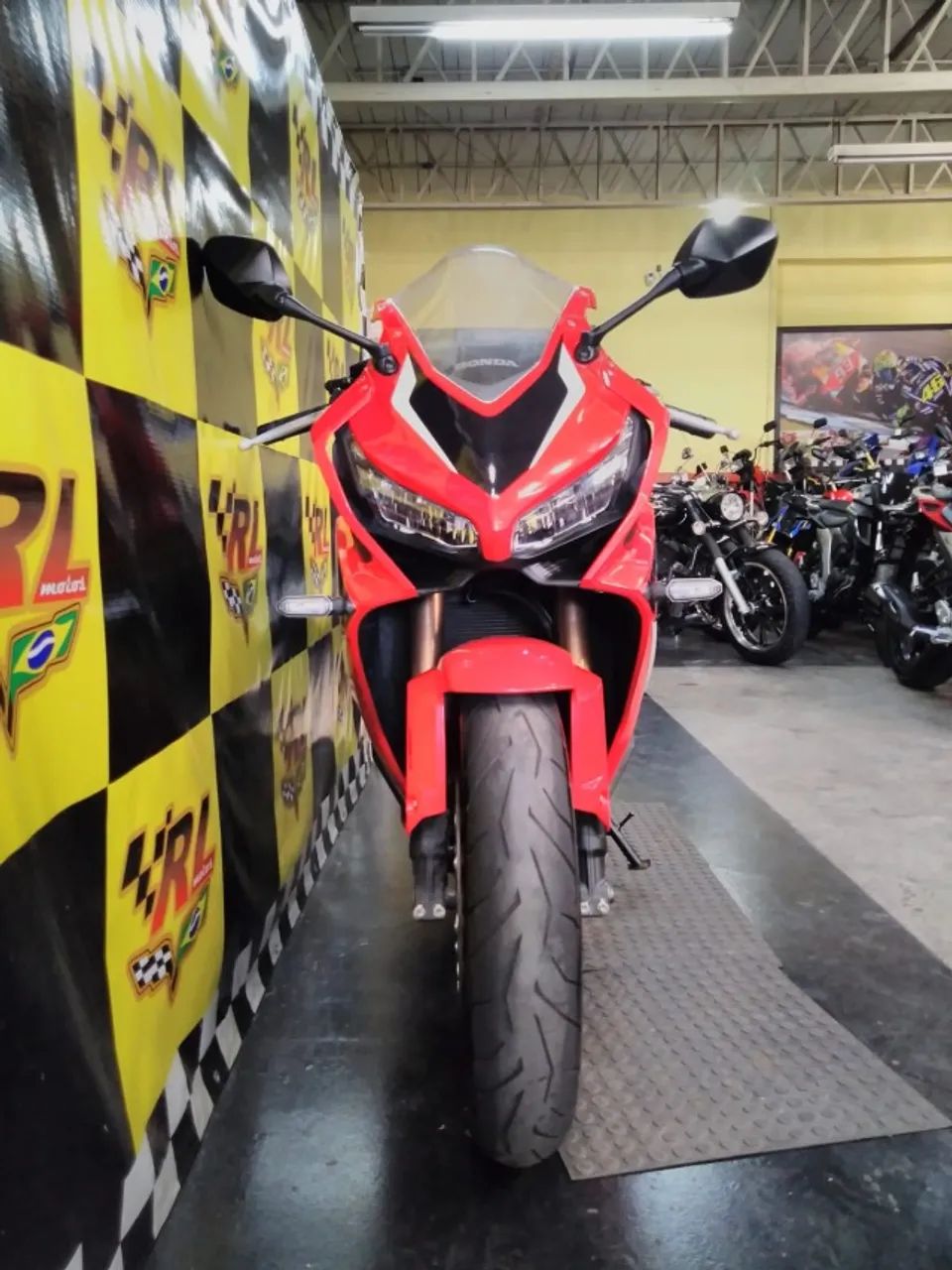 CBR 650R 2022 - Foto 3