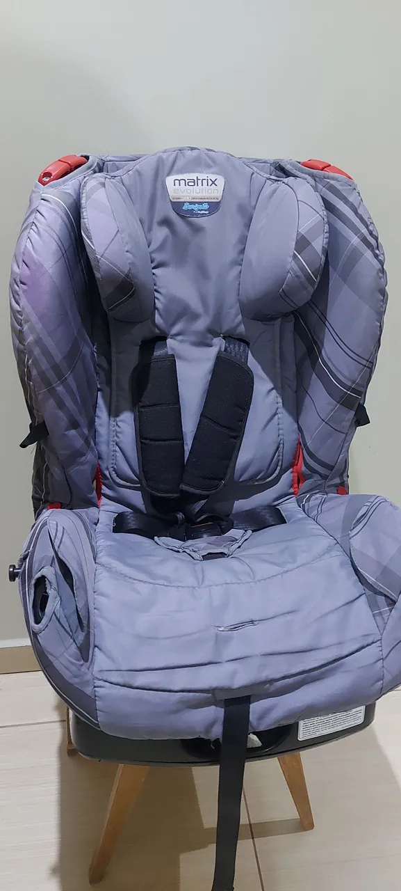 Cadeirinha de bebê ate 25kg reclinável Burigotto- Bebê conforto Matrix Evolution