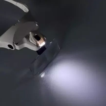 Lupa De Cabeça com Led Estética Oculos Profissional com 5 Lentes de Aumento z1049 - Foto 4