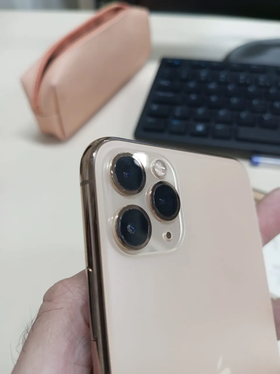 Vendo iPhone 11 Pro Max.