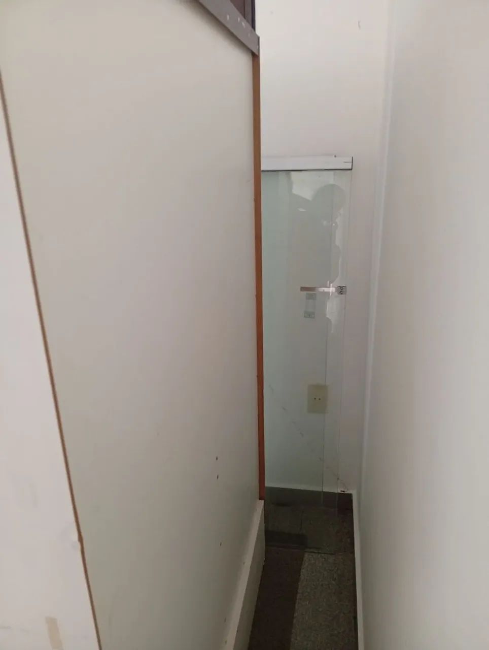 Vendo vitrine usada para loja de celular  - Foto 3