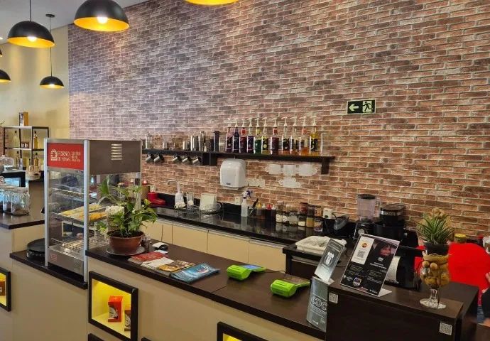 CAFETERIA EXCLUSIVA À VENDA NO CORAÇÃO DE CANELA 