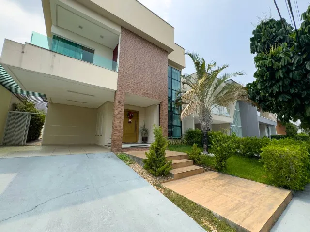 Condomínio Renaissance - Casa à Venda - 3 Suítes - 303 m² - Piscina e Churrasqueira