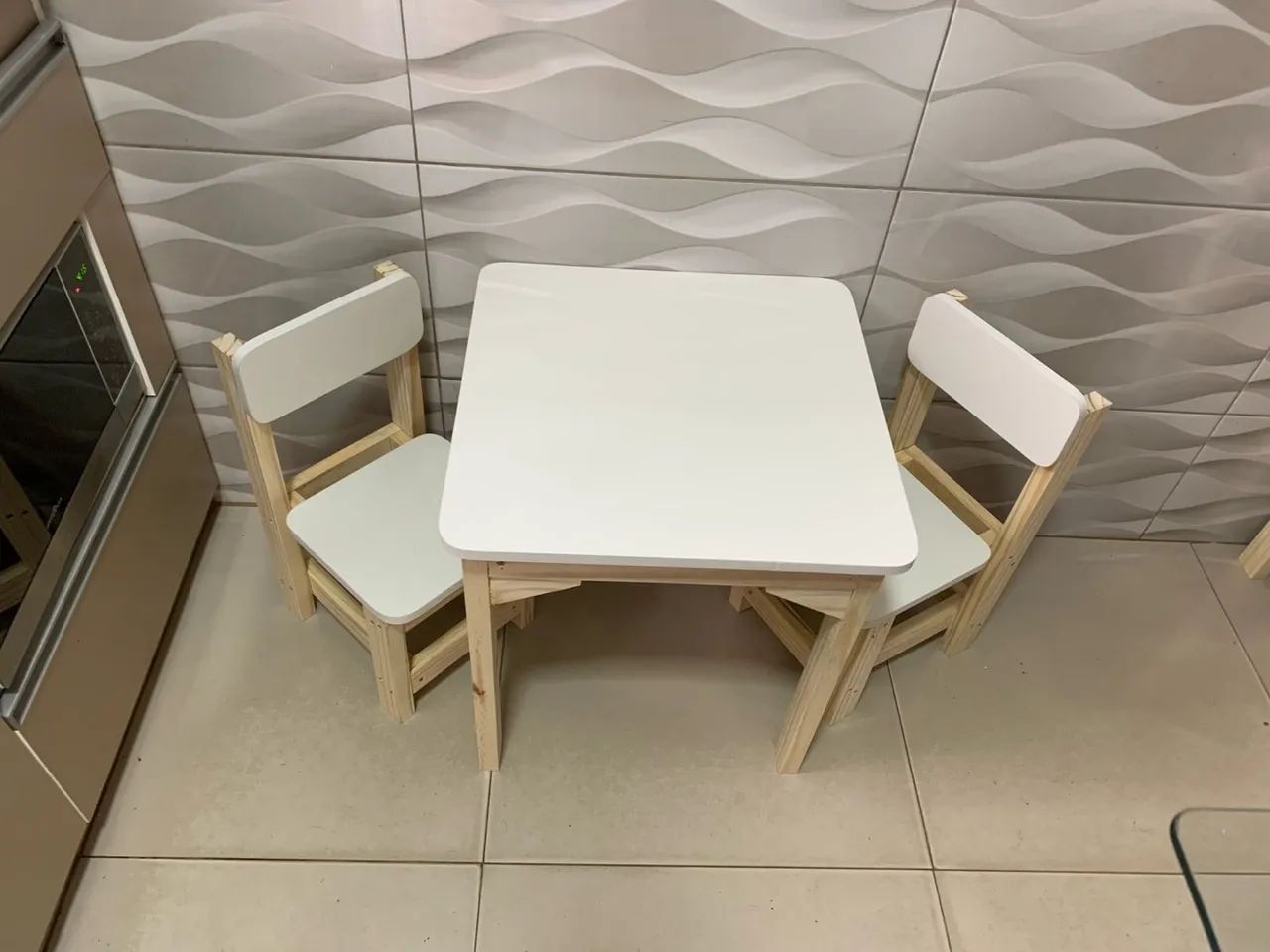 Conjunto de mesa infantil branco 