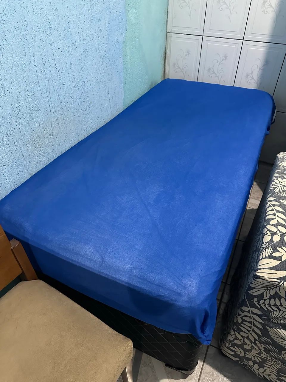 CAMA BOX SOLTEIRO COM BAÚ 