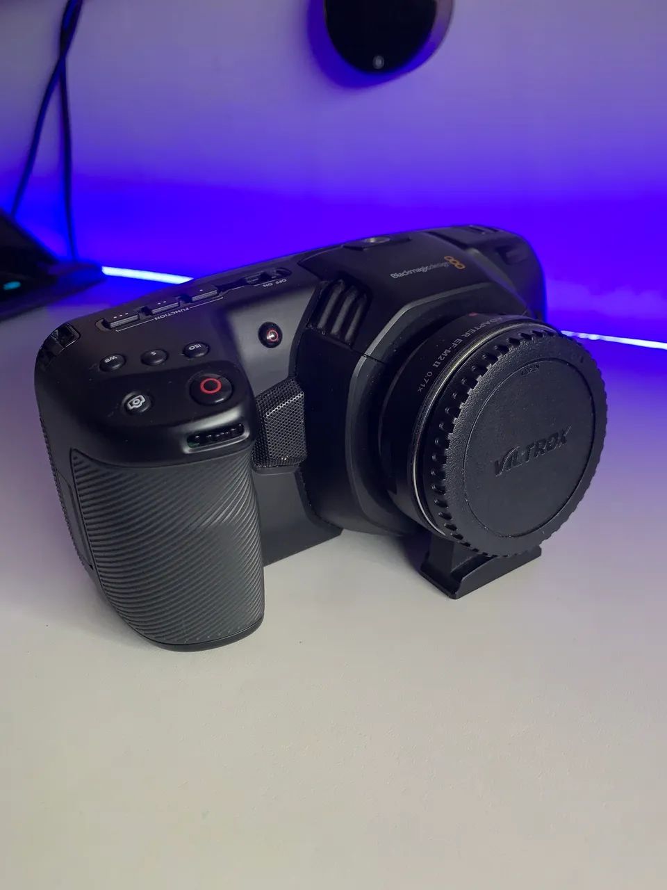 kit Black Magic Cinema Câmera 4K + viltrox EF-M2 II 0.71x - Foto 2