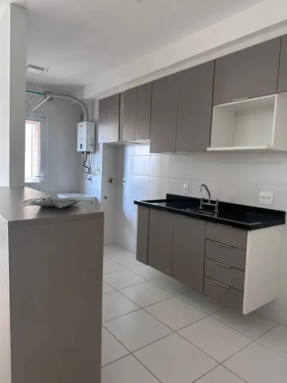 Apartamento para Locação em Barueri, Centro, 2 dormitórios, 1 suíte, 1 banheiro, 1 vaga