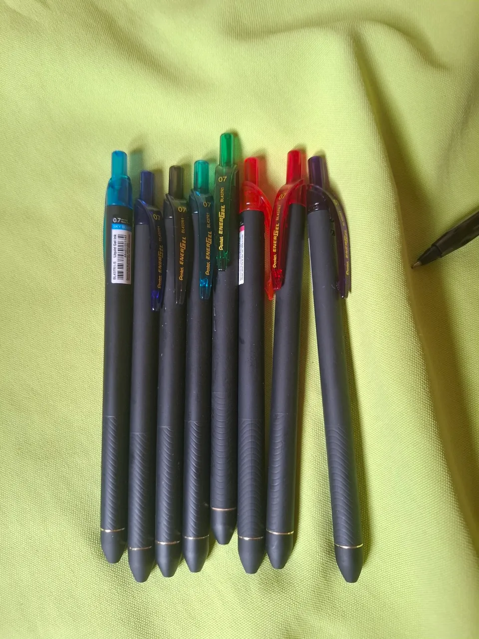 Canetas Pentel EnerGel 0.7mm