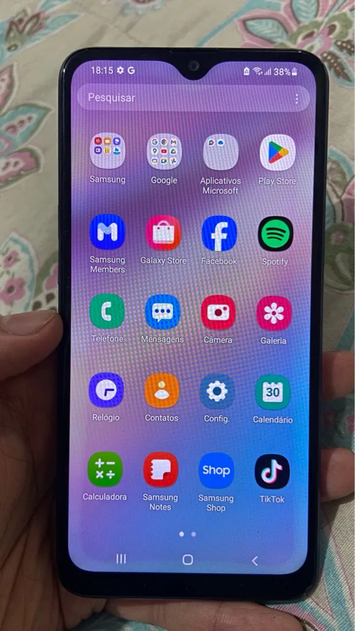 Galaxy A10 pra ir embora logo