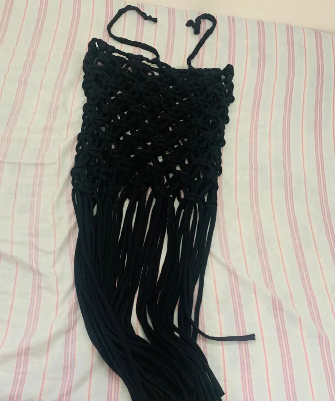 Top em Macramê Preto