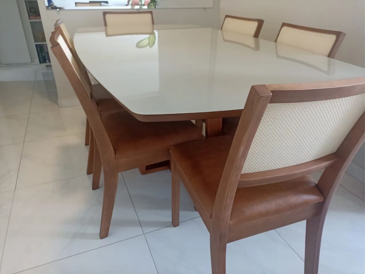 Mesa de Jantar Elegante com 6 Cadeiras madeira  - Foto 3
