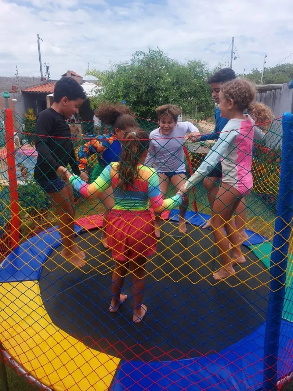 Aluga- se pula pula G e M e piscina de bolinhas, também alugamos o combo! - Foto 2